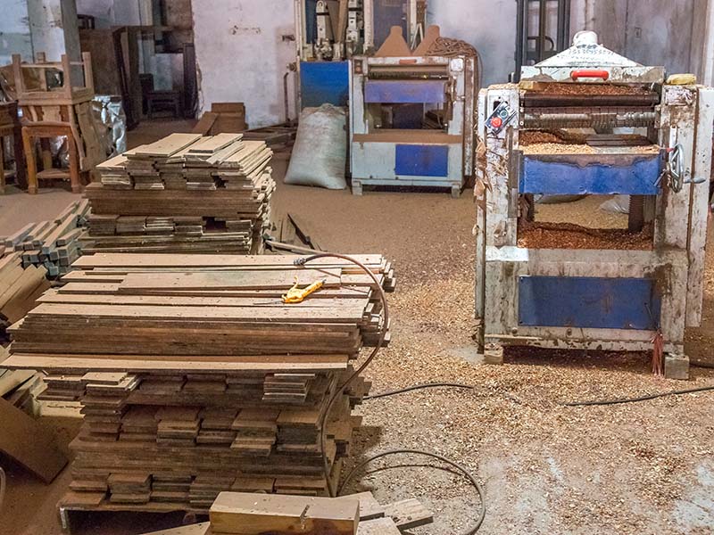 重庆柜门油漆修复报价